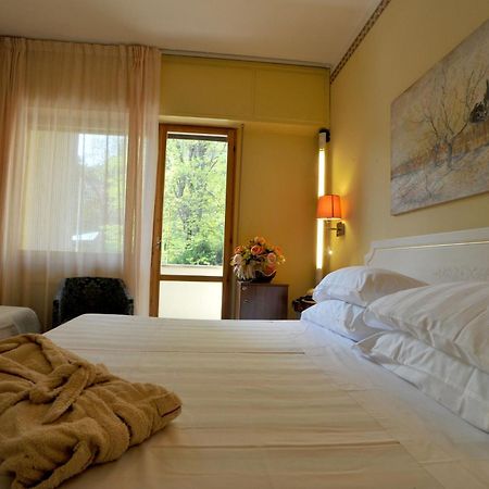 Hotel Ferrari Salsomaggiore Terme Exterior photo