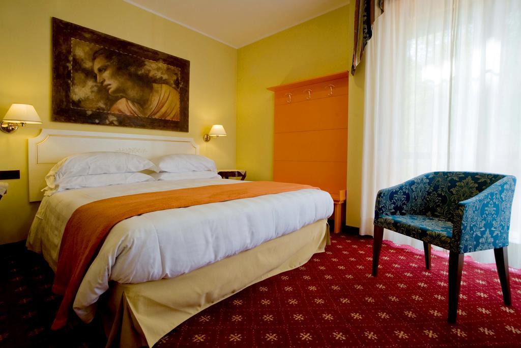 Hotel Ferrari Salsomaggiore Terme Exterior photo