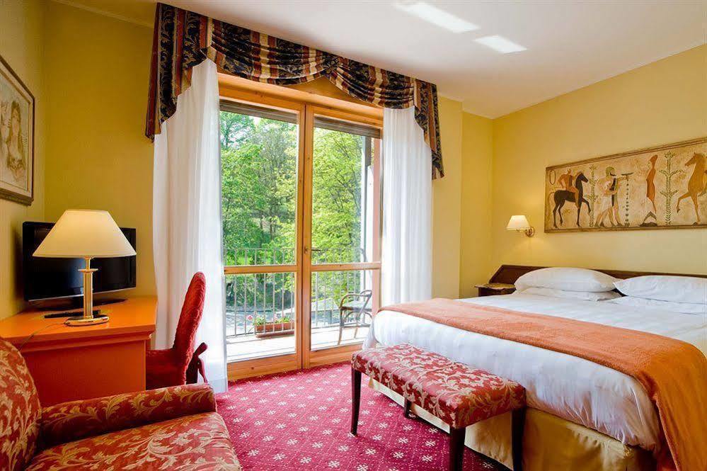 Hotel Ferrari Salsomaggiore Terme Exterior photo