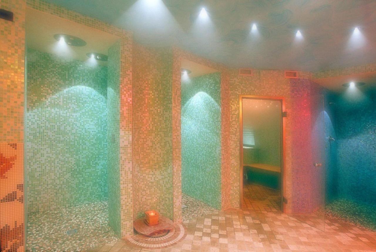 Hotel Ferrari Salsomaggiore Terme Exterior photo